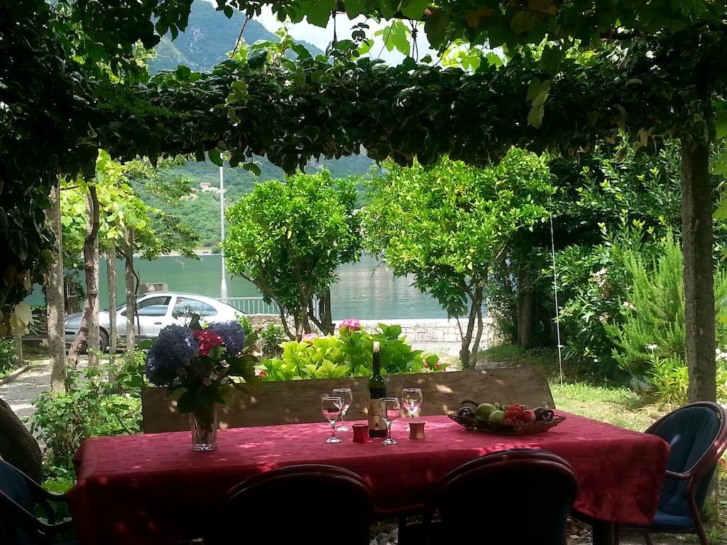 Apartments Vido Kotor Quarto foto
